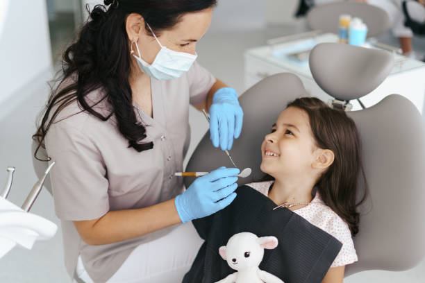 Best Emergency Dental Care for Broken or Chipped Teeth in Clute, TX